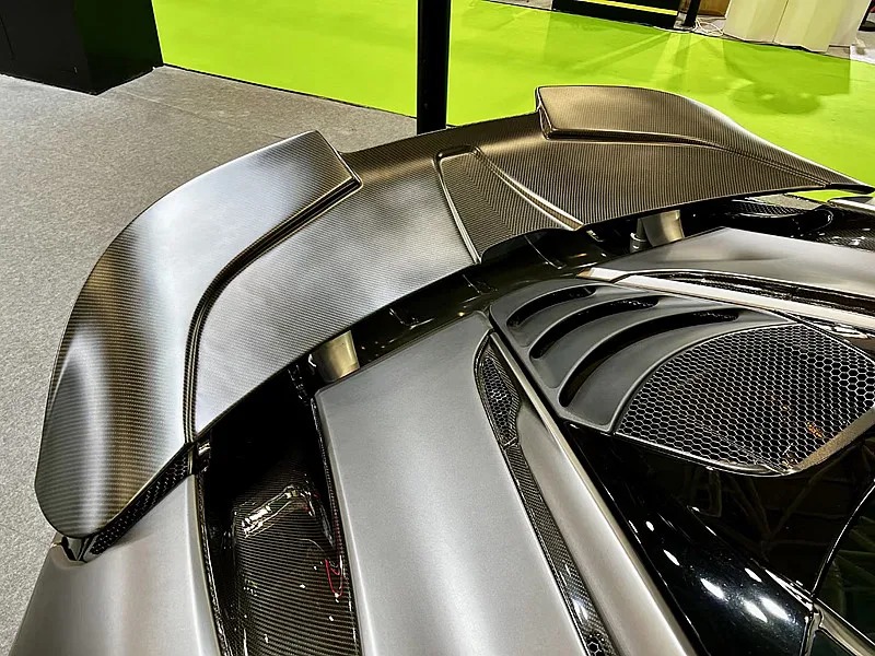 Car Parts Carbon Fiber Rear Spoiler for  720S RYFT Style Car Wing